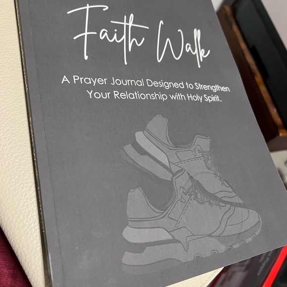 Faith Walk Prayer Journal - Picture 2 of 7